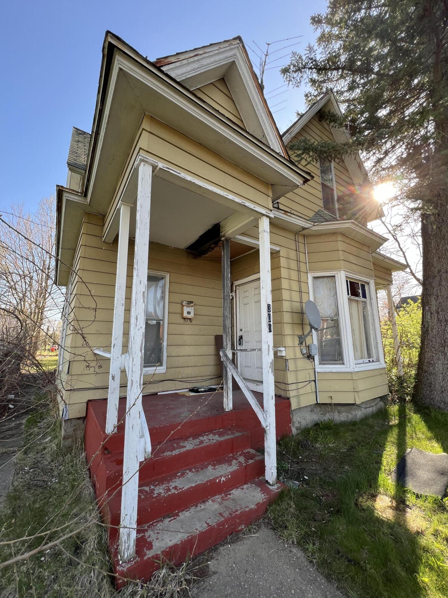 309 High Street Benton Harbor, MI 49022 - Photo 5 of 19 IMG_3991