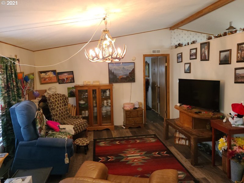 224 Goldenpine Goldendale, WA 98620 - Photo 9 of 22 Gallery Image 9