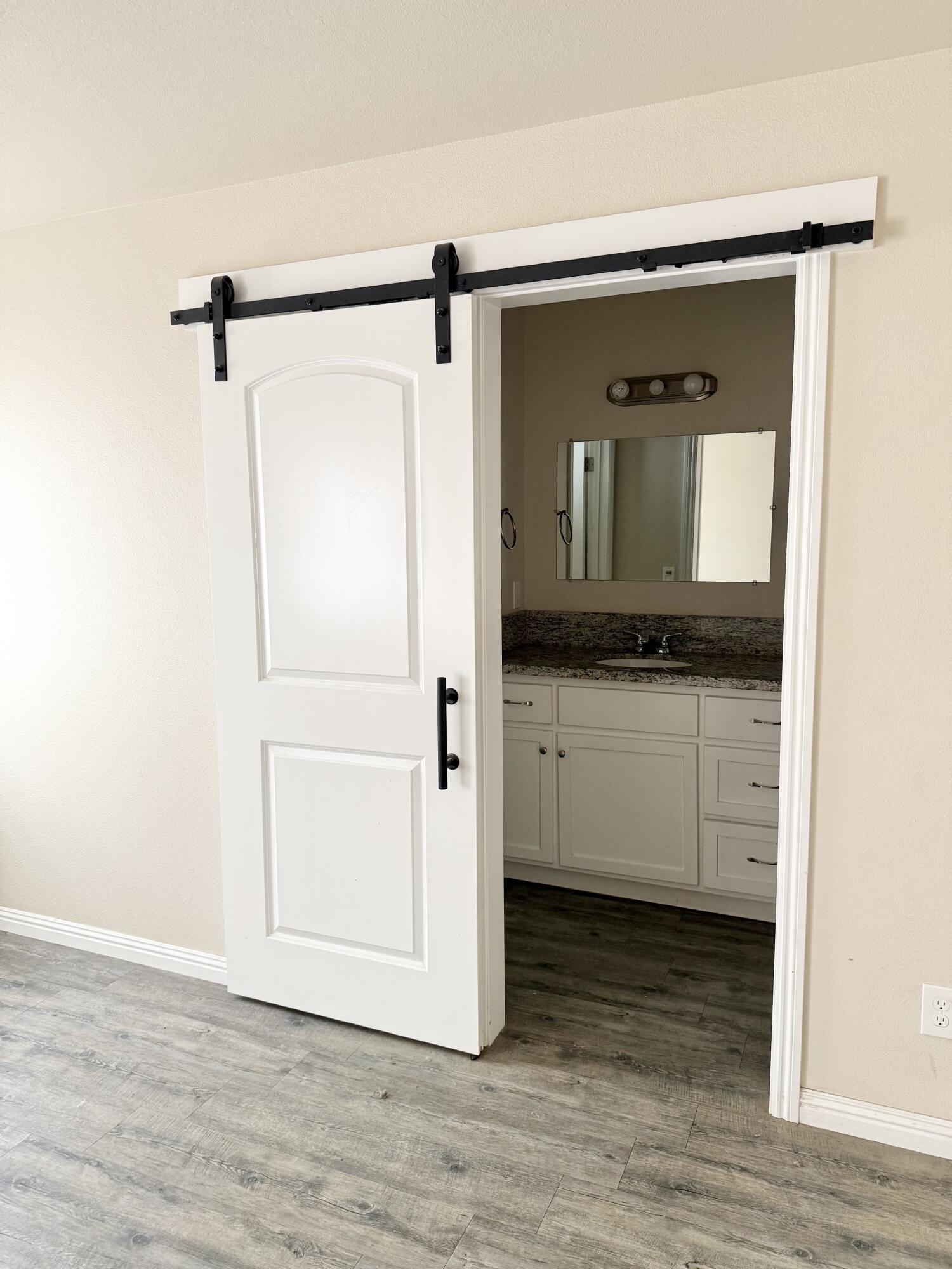 1478 North Belmont Road, Unit E Exeter, CA 93221 - Photo 10 of 29 IMG_5149