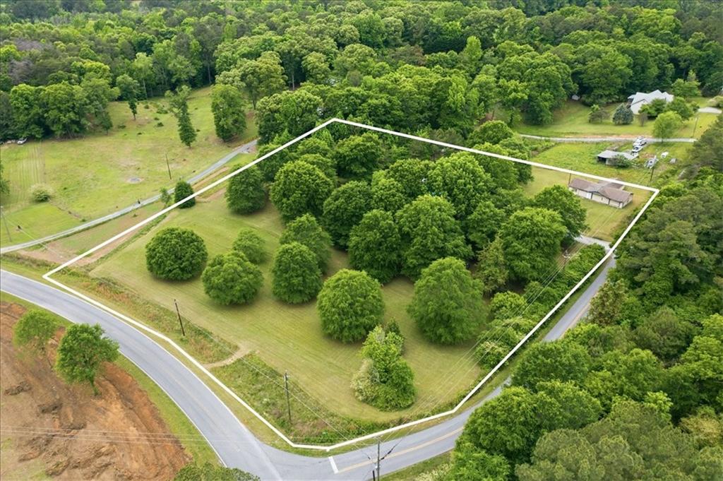 266 Anderson Road Rockmart, GA 30153 - Photo 4 of 31 a view of a tennis court