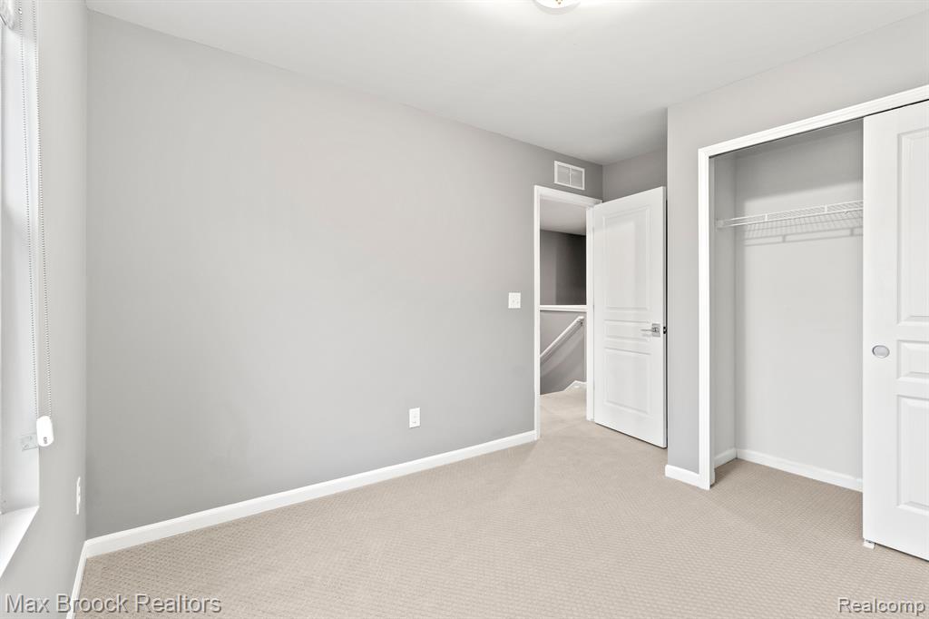 2944 Glenbar Circle, Unit 85 Rochester, MI 48307 - Photo 25 of 45 Gallery Image 25