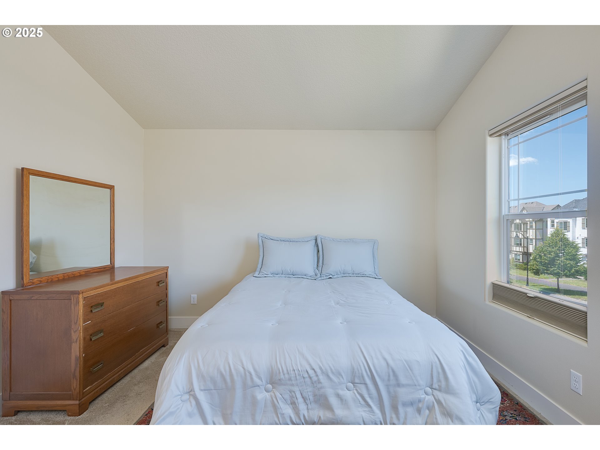 14856 Northwest Shackelford Road Portland, OR 97229 - Photo 14 of 35 Gallery Image 14