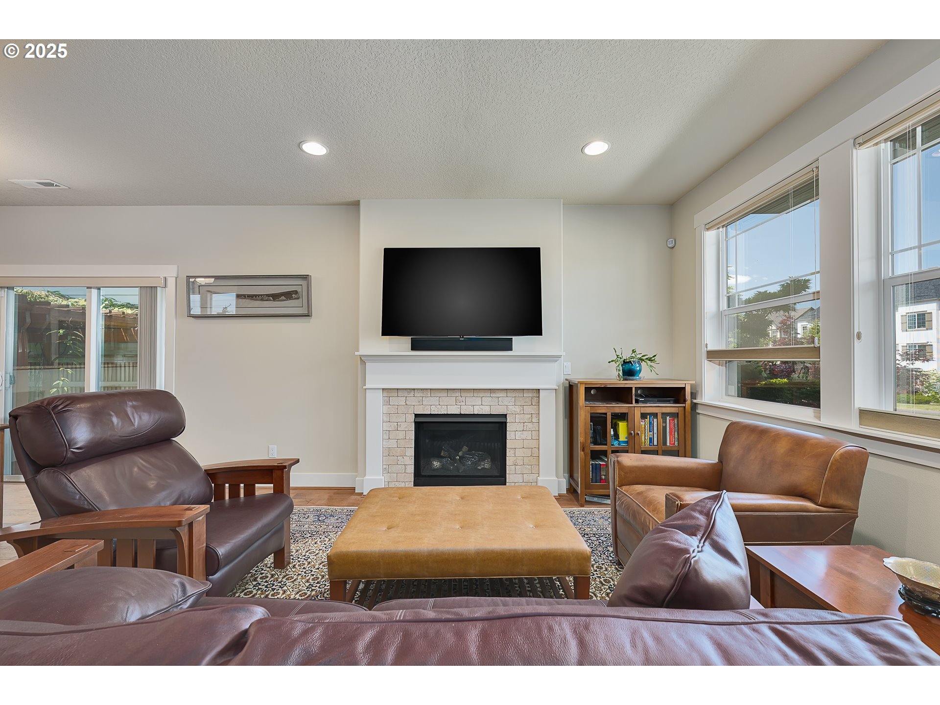 14856 Northwest Shackelford Road Portland, OR 97229 - Photo 4 of 35 Gallery Image 4