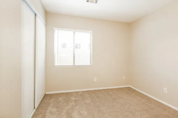 $1,940 | 2627 South 84th Glen, Tolleson, AZ 85353