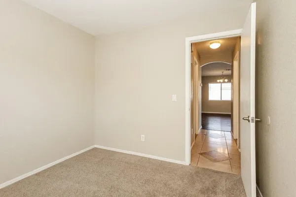 $1,950 | 2627 South 84th Glen, Tolleson, AZ 85353