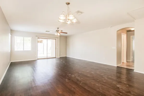 $1,940 | 2627 South 84th Glen, Tolleson, AZ 85353