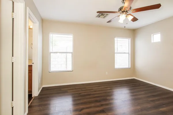 $1,950 | 2627 South 84th Glen, Tolleson, AZ 85353