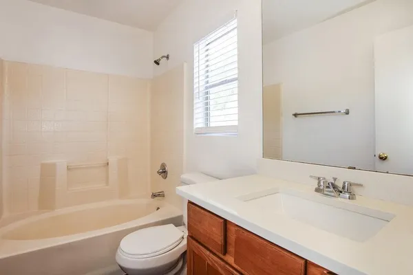 $1,940 | 2627 South 84th Glen, Tolleson, AZ 85353