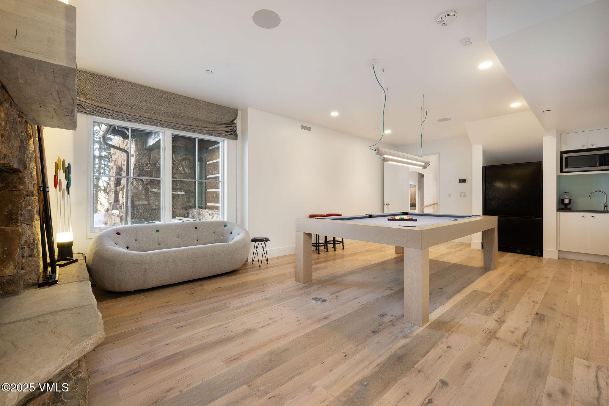 2584 Daybreak Ridge Road Avon, CO 81620 - Photo 45 of 53 2584_daybreak_ridge_interior_pool_a