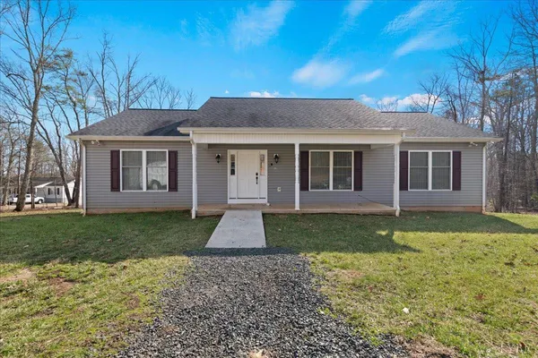 $399,900 | 570 Kentmoor Farm Road, Madison Heights, VA 24572