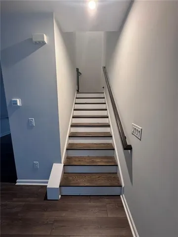 $465,000 | 2686 Crk Vw Terrace Northwest, Atlanta, GA 30318