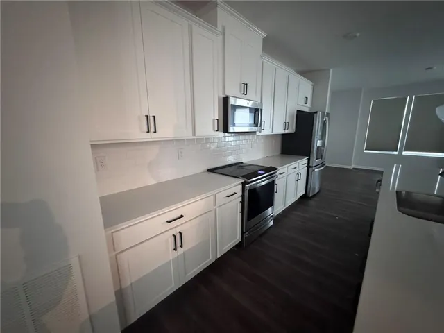 $465,000 | 2686 Crk Vw Terrace Northwest, Atlanta, GA 30318