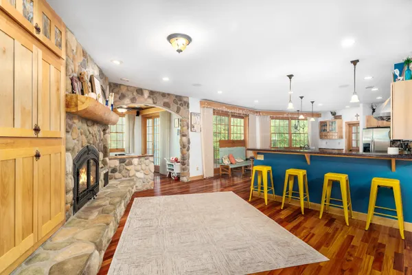$1,449,900 | 5616 McQuade Road, Duluth, MN 55804
