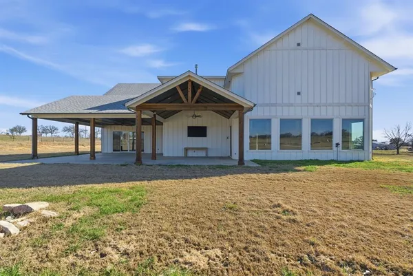 $1,500,000 | 4600 B Old Brock Road, Weatherford, TX 76087