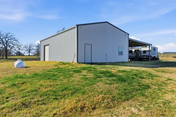 $1,500,000 | 4600 B Old Brock Road, Weatherford, TX 76087