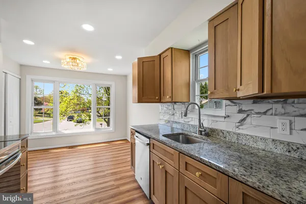 $814,000 | 10217 McKean Court, Great Falls, VA 22066