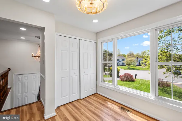 $814,000 | 10217 McKean Court, Great Falls, VA 22066