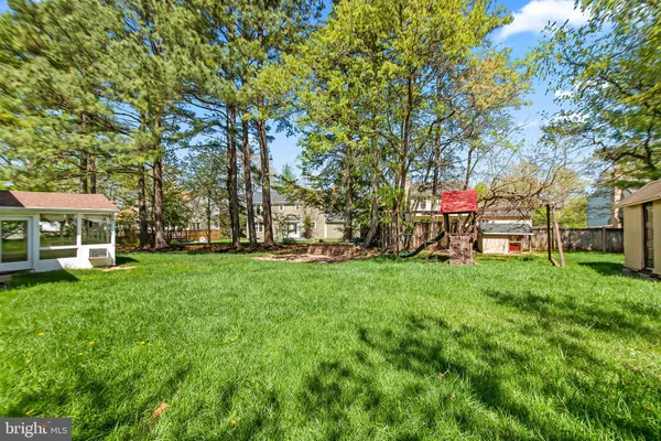 $814,000 | 10217 McKean Court, Great Falls, VA 22066