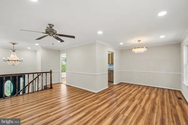 $814,000 | 10217 McKean Court, Great Falls, VA 22066