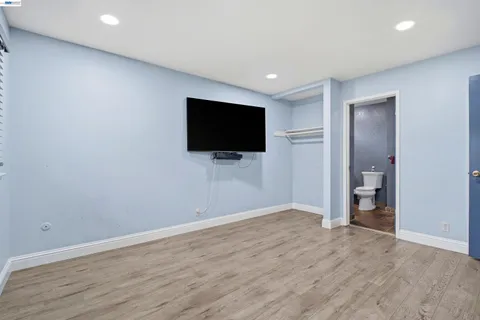 $1,300,000 | 32252 Valiant Way, Union City, CA 94587