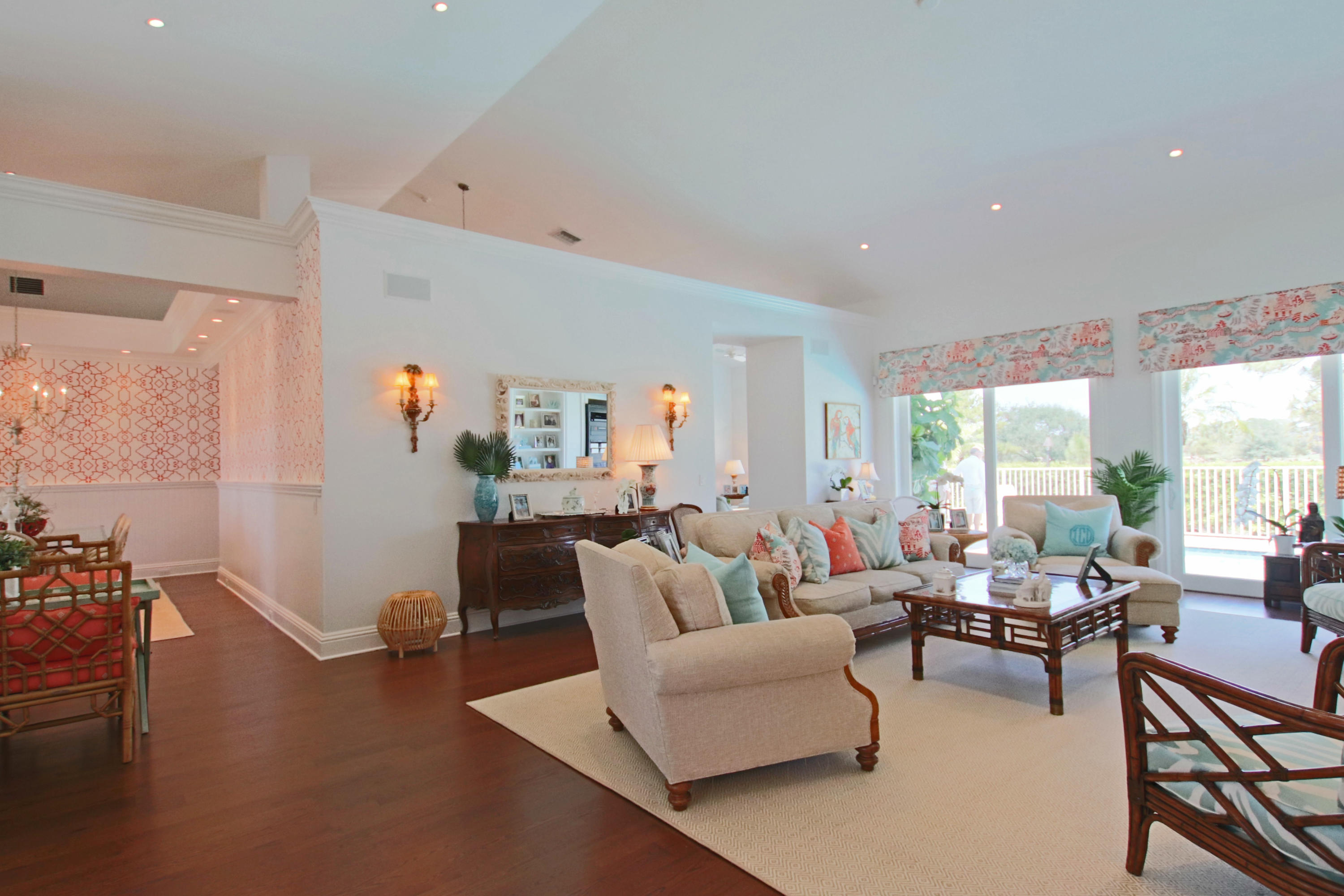 11 Bunker Place Tequesta, FL 33469 - Photo 12 of 43 Living Room IMG_1530