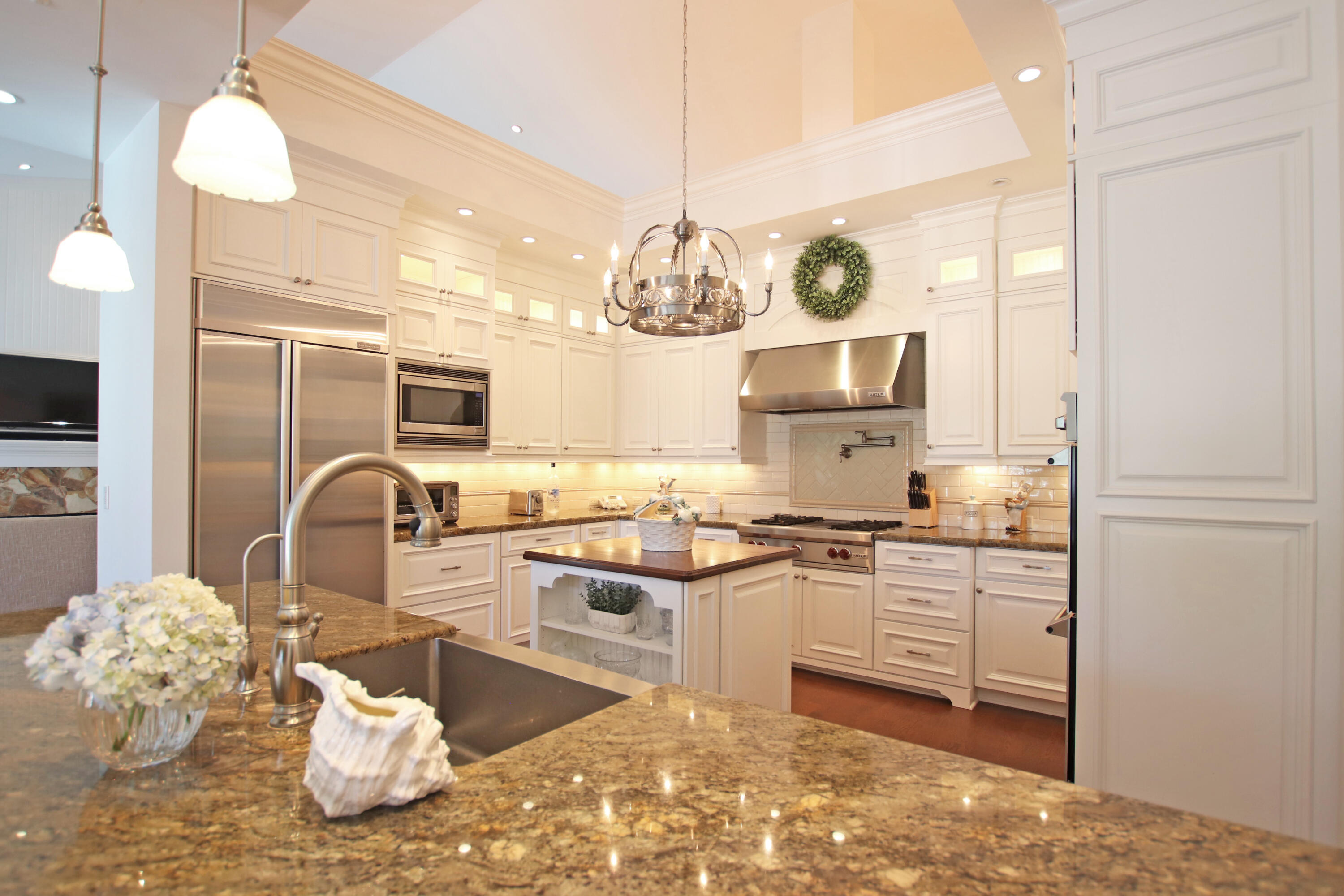 11 Bunker Place Tequesta, FL 33469 - Photo 14 of 43 Kitchen IMG_1559