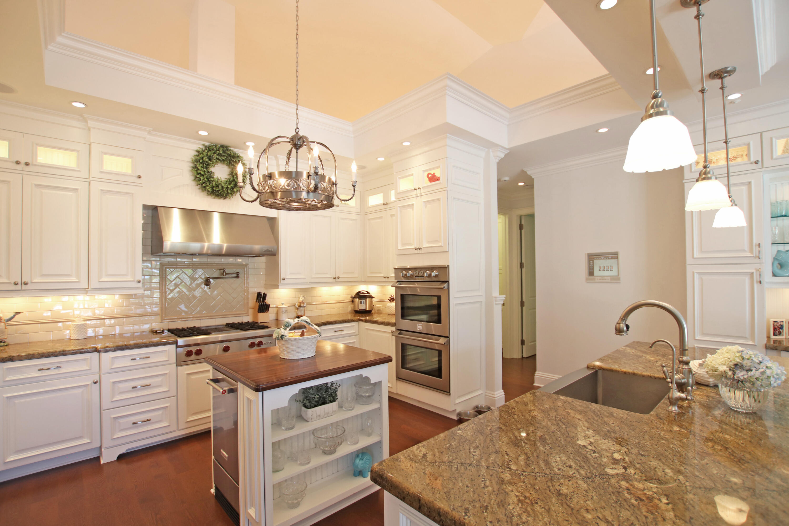 11 Bunker Place Tequesta, FL 33469 - Photo 16 of 43 Kitchen IMG_1562