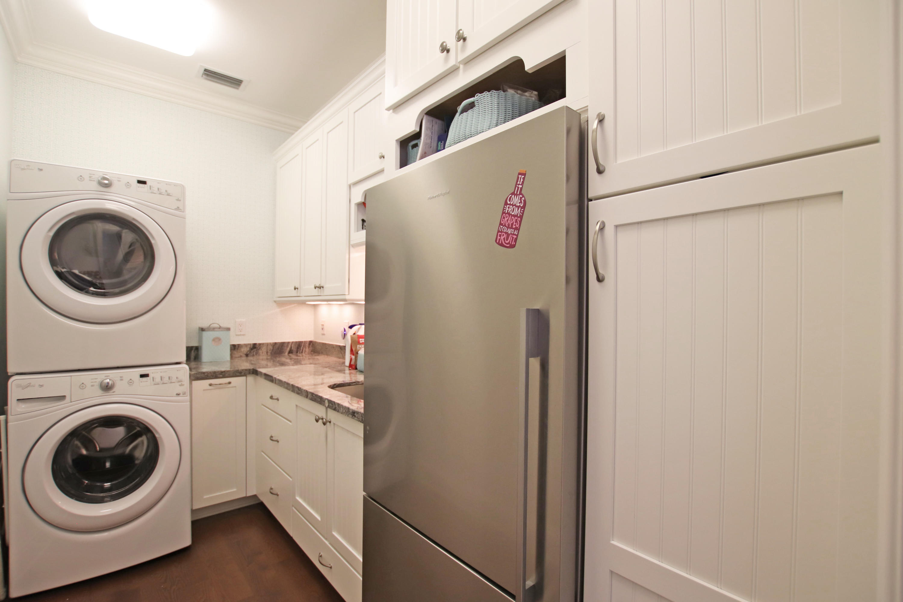 11 Bunker Place Tequesta, FL 33469 - Photo 34 of 43 Laundry Room IMG_1518