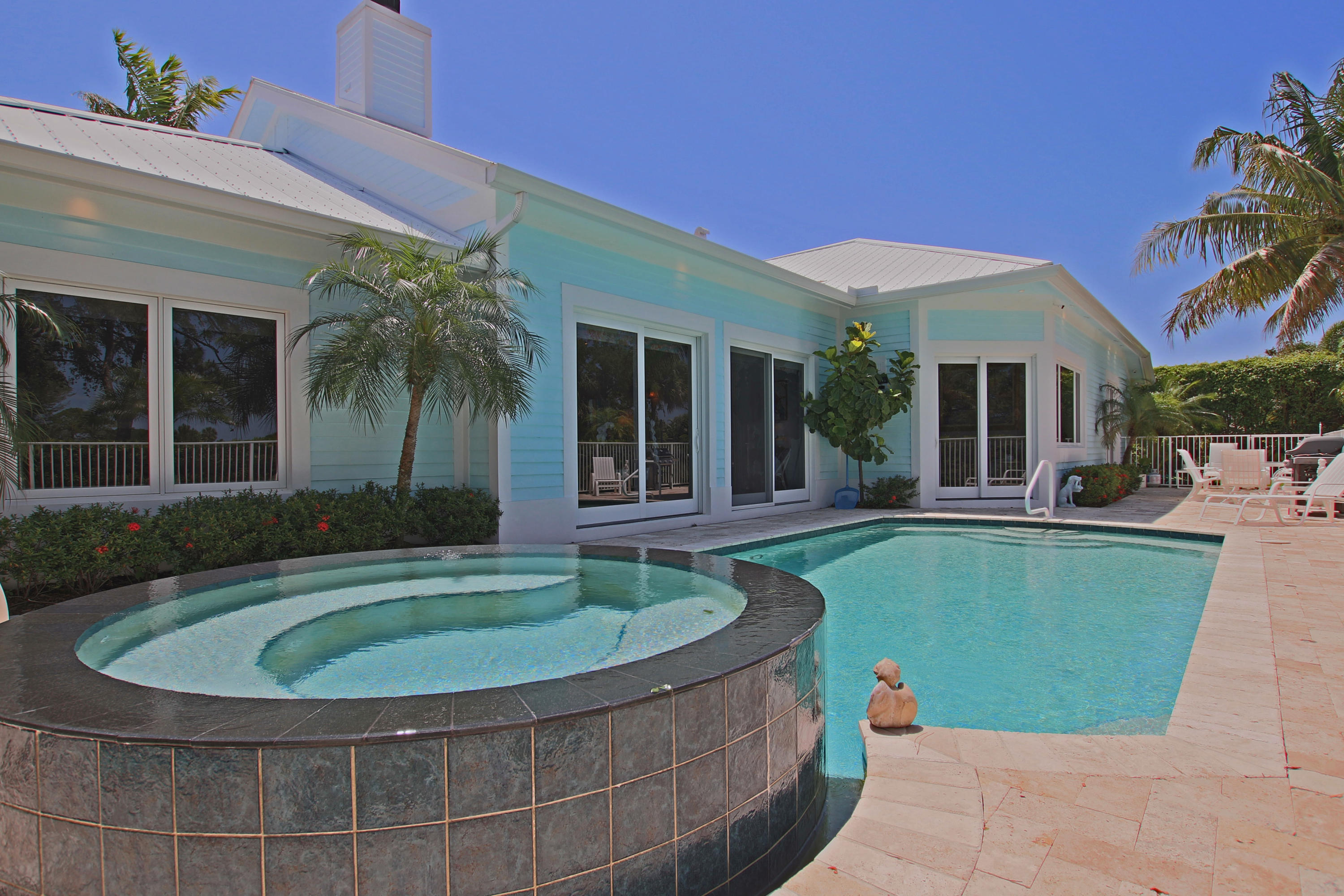 11 Bunker Place Tequesta, FL 33469 - Photo 42 of 43 Pool IMG_1582