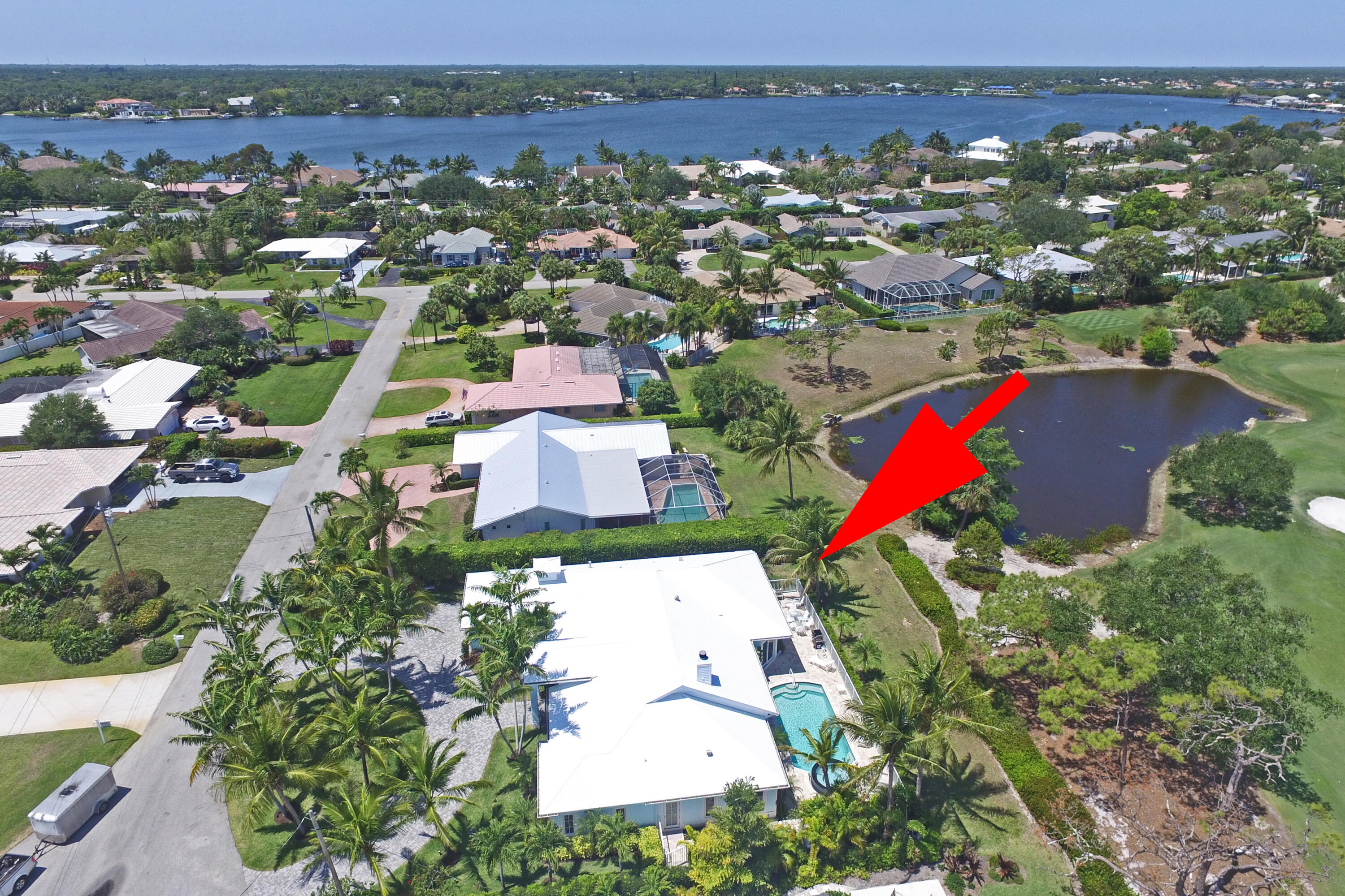 11 Bunker Place Tequesta, FL 33469 - Photo 5 of 43 Aerial DJI_0314 Arrow