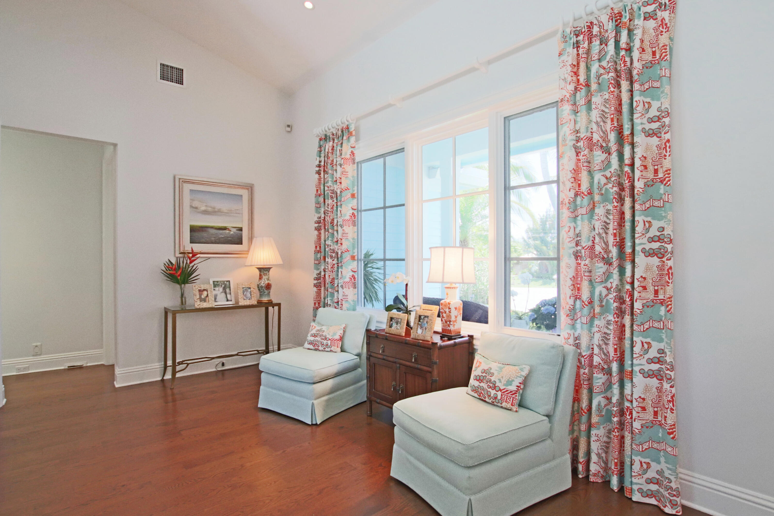 11 Bunker Place Tequesta, FL 33469 - Photo 8 of 43 Entry IMG_1528