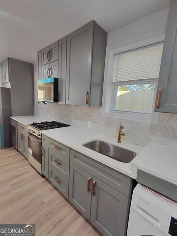 $1,220 | 344 Blossom Avenue, Macon, GA 31204