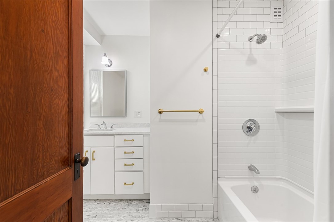 128 Sheldon Street Providence, RI 02906 - Photo 31 of 40 Bath for BR 2