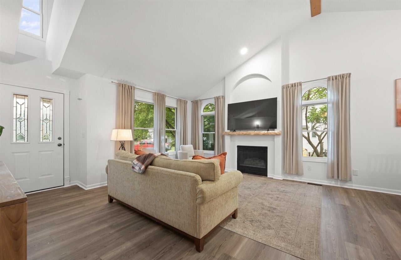6401 Woodbrook Road Linden, MI 48451 - Photo 2 of 32 Gallery Image 2