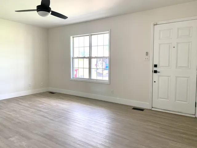 $1,395 | 157 Monarch Lane, Clarksville, TN 37042