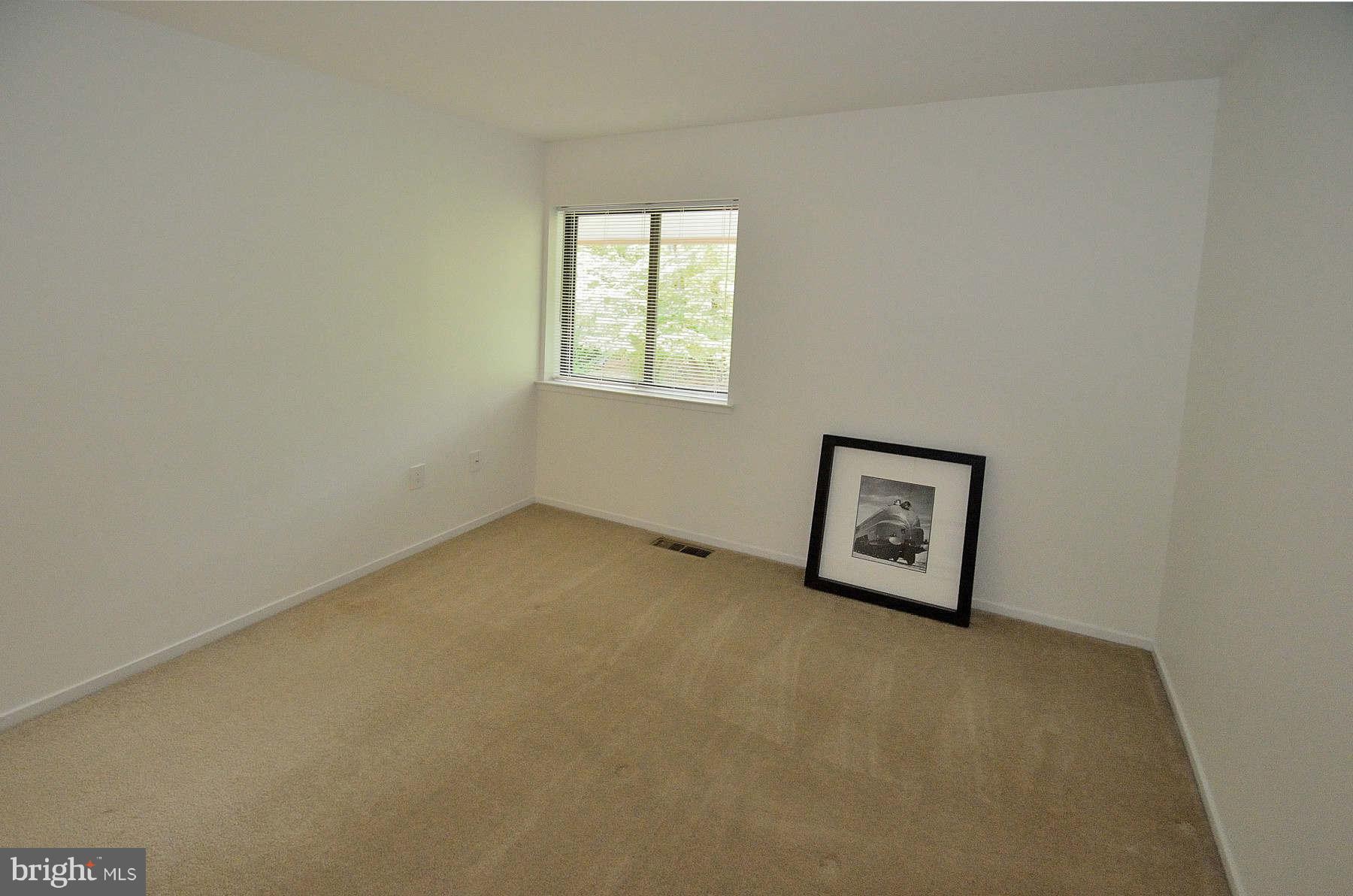 11528 Sunder Court Reston, VA 20190 - Photo 20 of 25 Bedroom