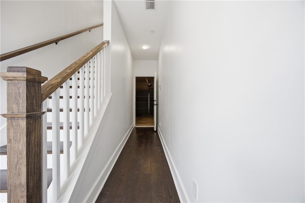 211 Bass Street Southwest, Unit 10 Atlanta, GA 30315 - Photo 3 of 34
