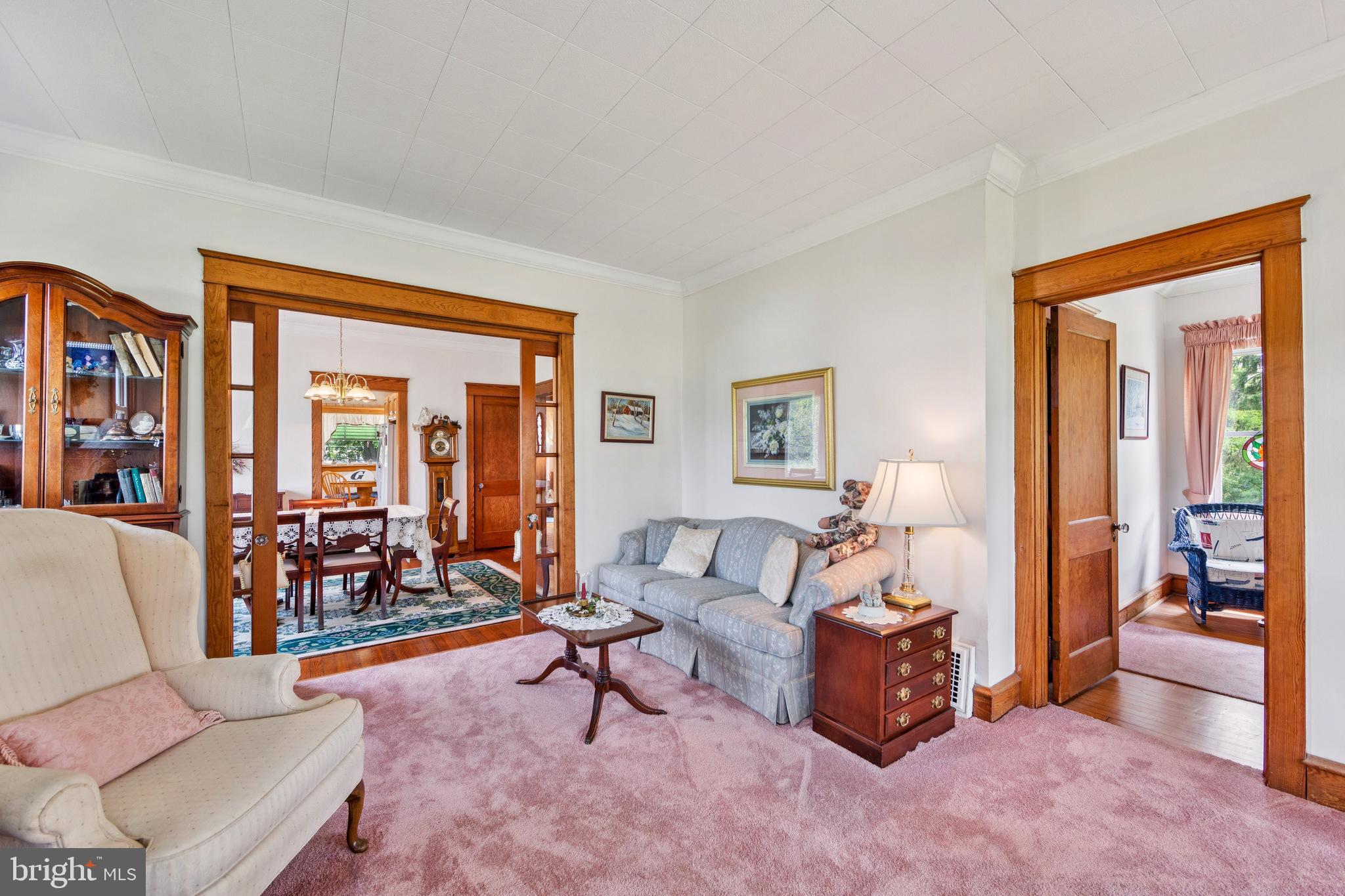 615 Convent Road Aston, PA 19014 - Photo 11 of 39 a living room with furniture and a large window