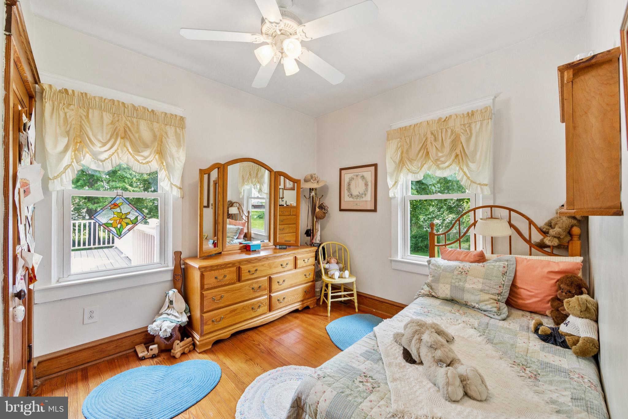 615 Convent Road Aston, PA 19014 - Photo 22 of 39 a bedroom with furniture and a large window