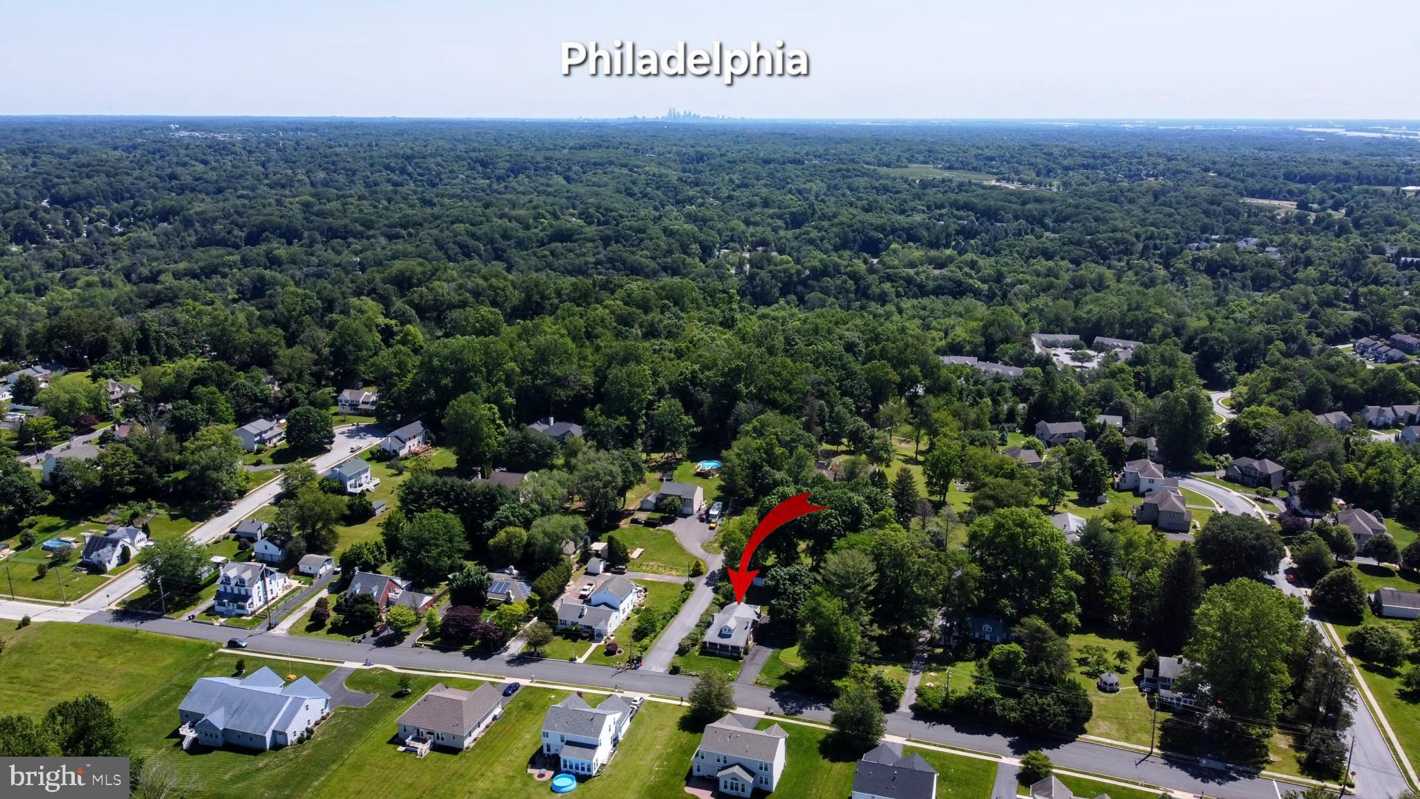 615 Convent Road Aston, PA 19014 - Photo 4 of 39 an aerial view of multiple house