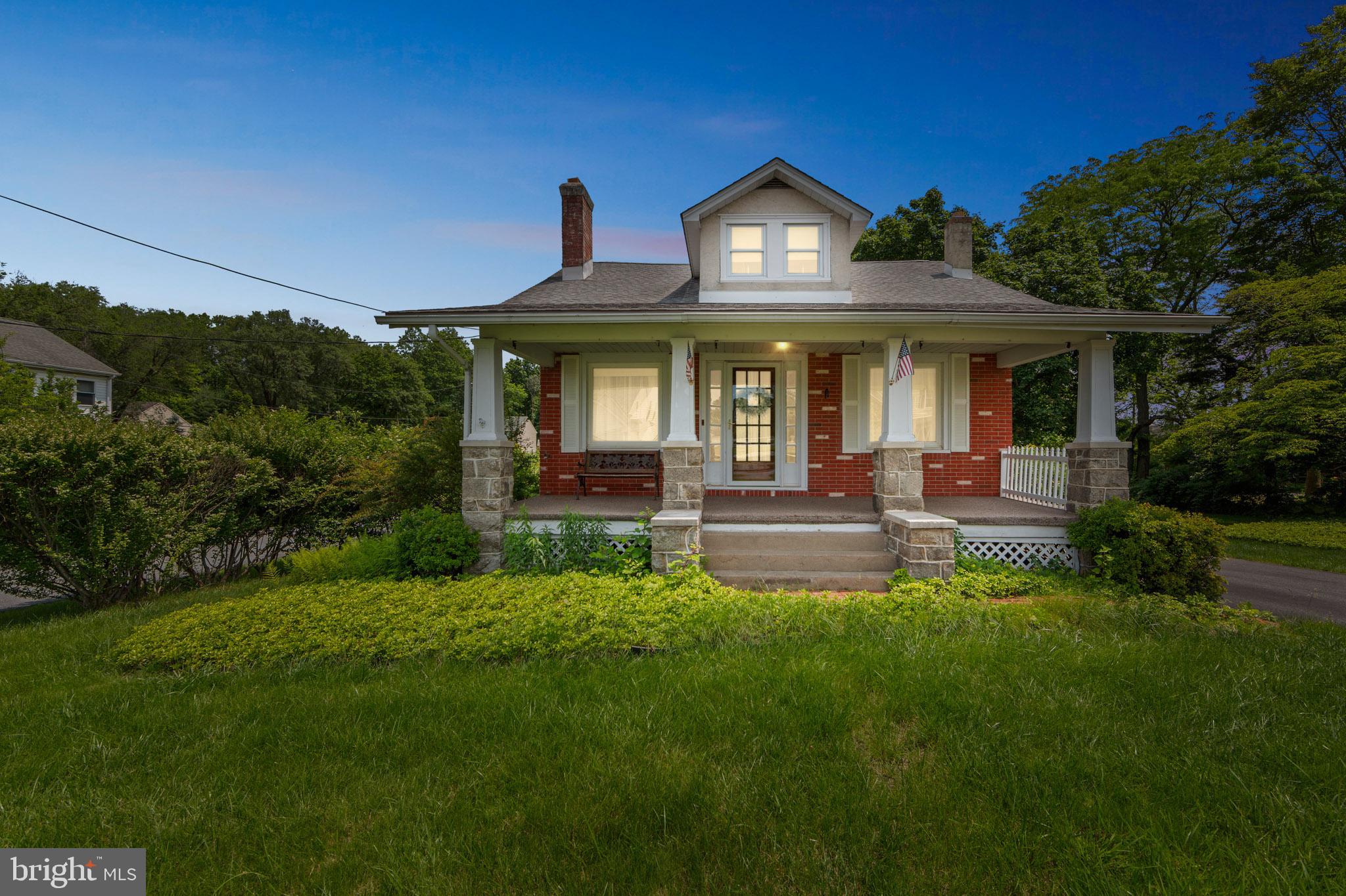 615 Convent Road Aston, PA 19014 - Photo 5 of 39 a view of a house with a yard porch and sitting area