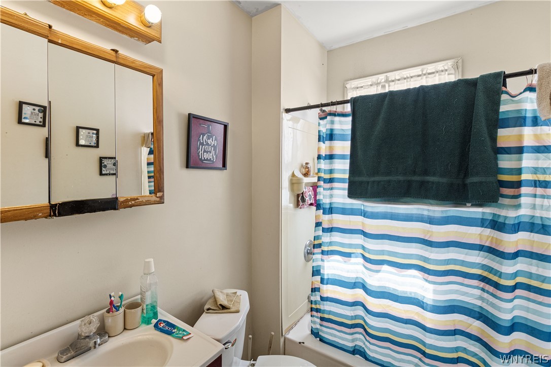 111 Fay Street Buffalo, NY 14211 - Photo 20 of 32