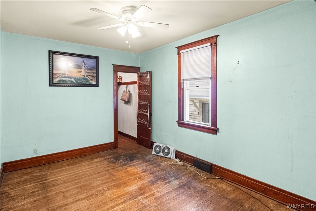 111 Fay Street Buffalo, NY 14211 - Photo 8 of 32