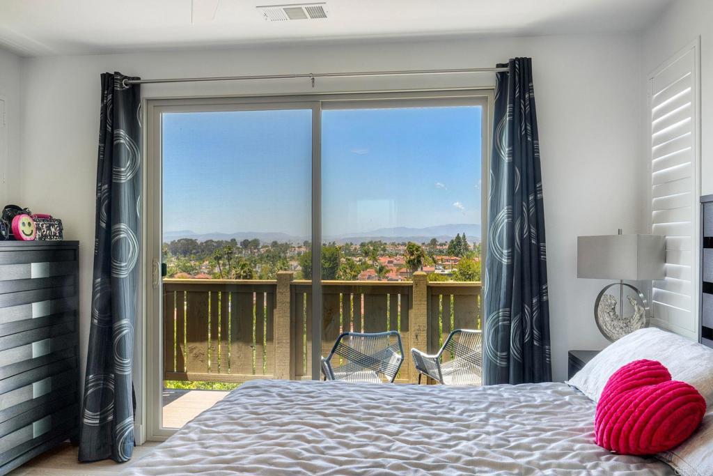 1254 Via Candelas Oceanside, CA 92056 - Photo 20 of 59