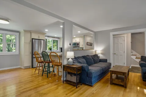 $679,000 | 30 Ffrost Drive, Durham, NH 03824