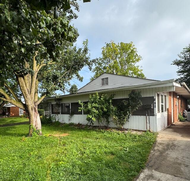 brick Ranch with Screened porch