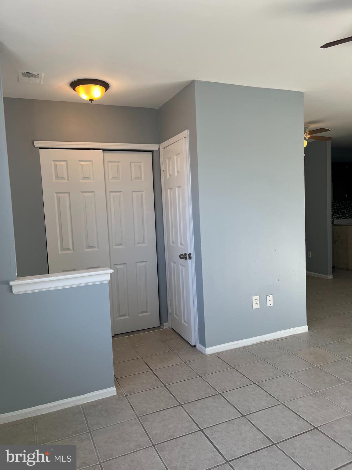 2829 Saxton Road, Unit 1 Philadelphia, PA 19114 - Photo 4 of 20