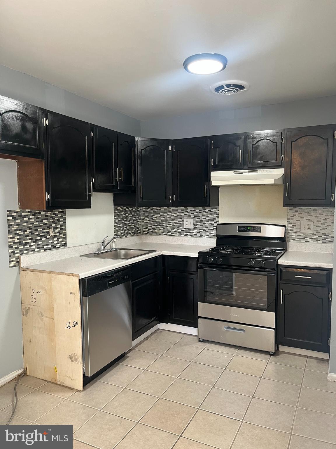 2829 Saxton Road, Unit 1 Philadelphia, PA 19114 - Photo 8 of 20