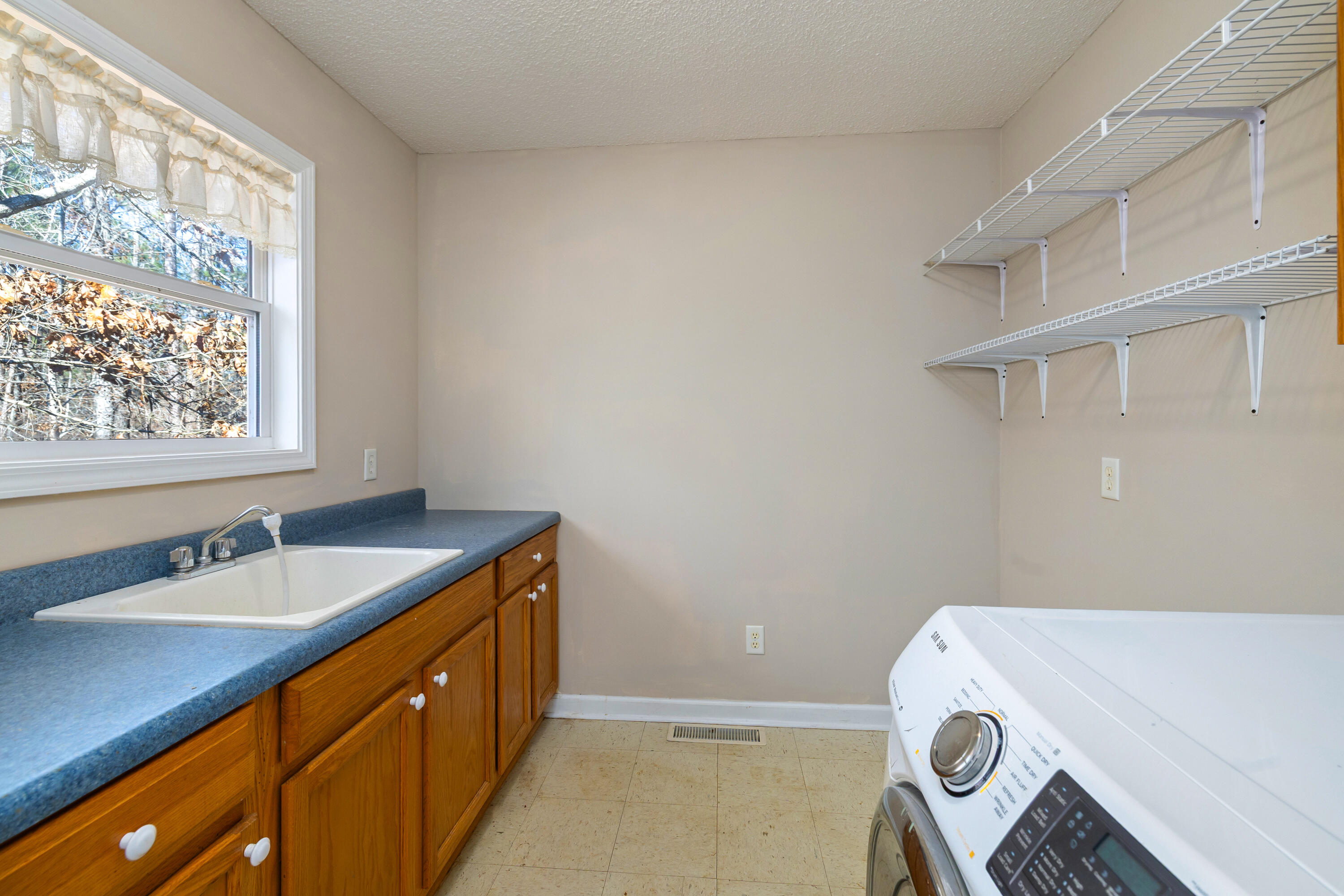 3900 Settlement Road Dalzell, SC 29040 - Photo 20 of 58 Gallery Image 20