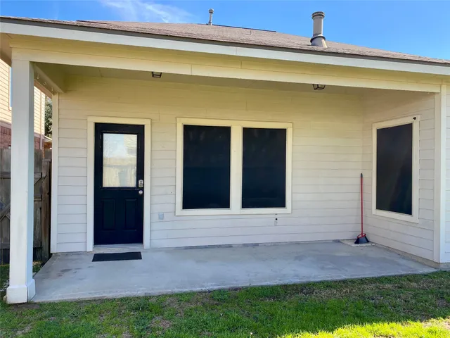 $2,400 | 2827 Mustang Hill Lane, Katy, TX 77449